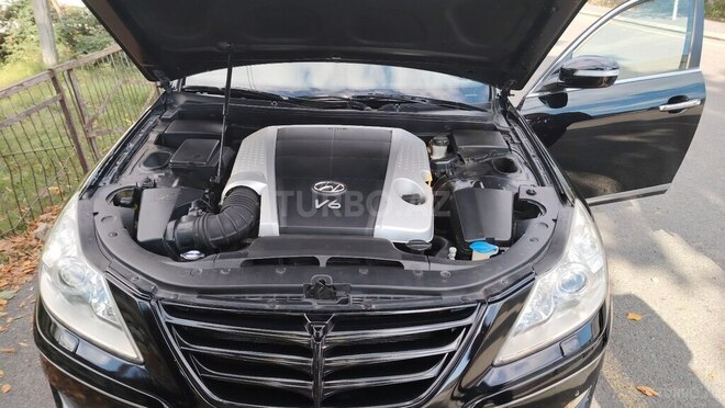 Hyundai Genesis 2013, 255,891 km - 3.8 l - Qax