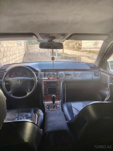 Mercedes E 220 2002, 700,000 km - 2.2 l - Gəncə