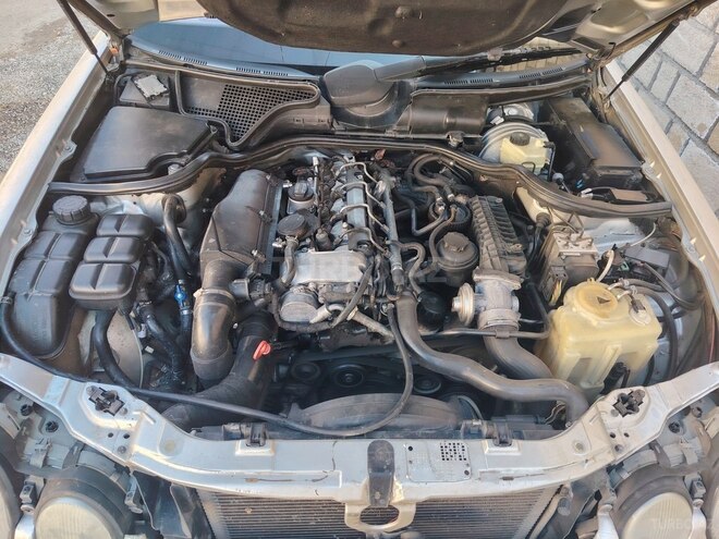 Mercedes E 220 2002, 700,000 km - 2.2 l - Gəncə
