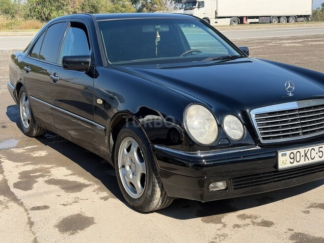 Mercedes E 240 1998, 269,000 km - 2.4 l - Bakı