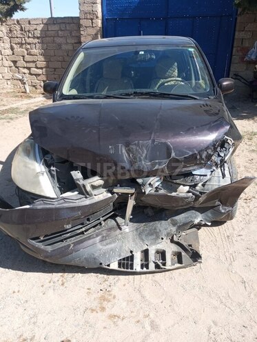 Nissan Tiida 2011, 180,000 km - 1.5 l - Bakı