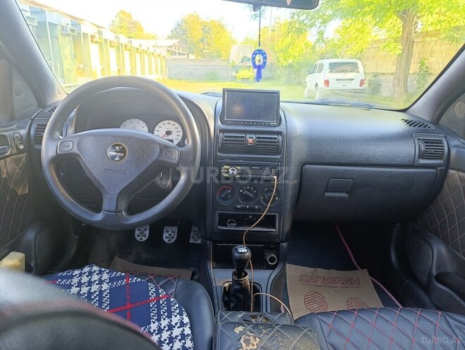 Opel Astra 1999, 250,000 km - 1.6 л - Şəki