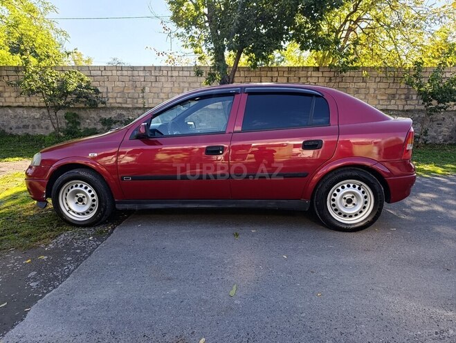 Opel Astra 1999, 250,000 km - 1.6 л - Şəki