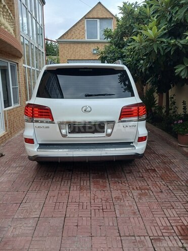 Lexus LX 570 2014, 37,000 km - 5.7 l - Bakı
