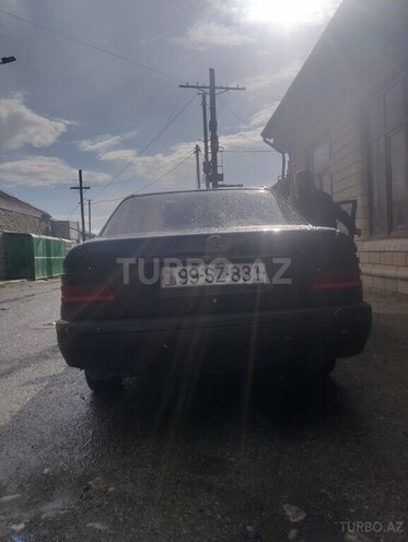 Mercedes C 180 1995, 256,390 km - 1.8 l - Şamaxı