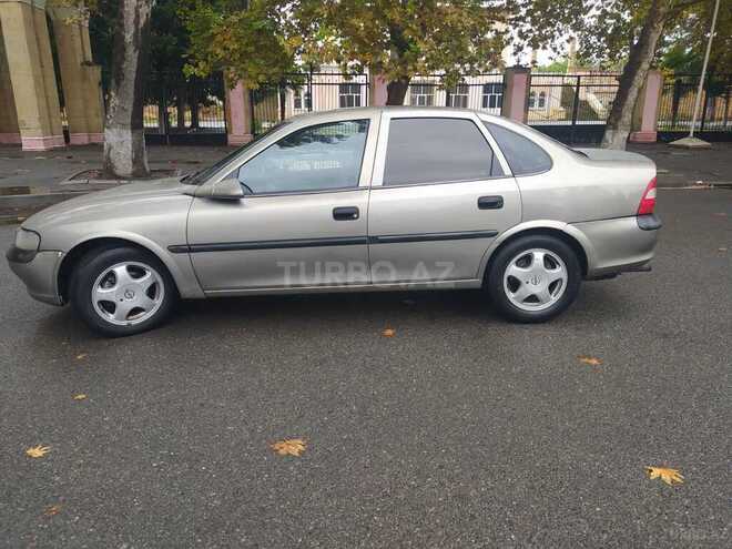 Opel Vectra 1998, 359,872 km - 1.8 l - Mingəçevir