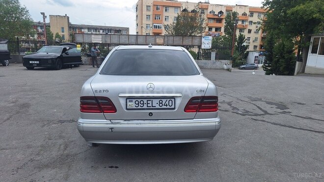 Mercedes E 270 2001, 445,337 km - 2.7 л - Bakı