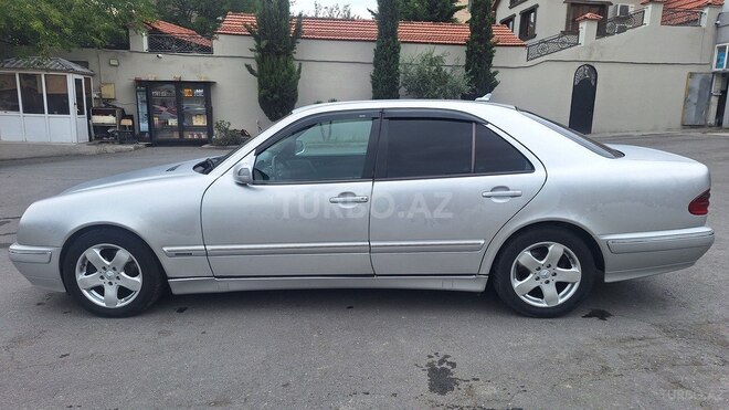 Mercedes E 270 2001, 445,337 km - 2.7 л - Bakı