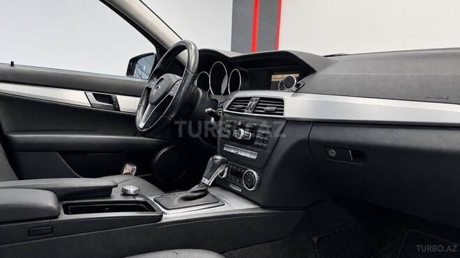 Mercedes C 250 2012, 115,600 km - 1.8 л - Bakı