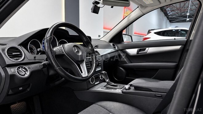 Mercedes C 250 2012, 115,600 km - 1.8 л - Bakı