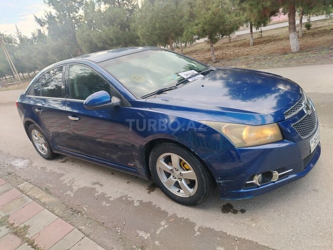 Chevrolet Cruze 2011, 260,000 km - 1.4 l - Şirvan
