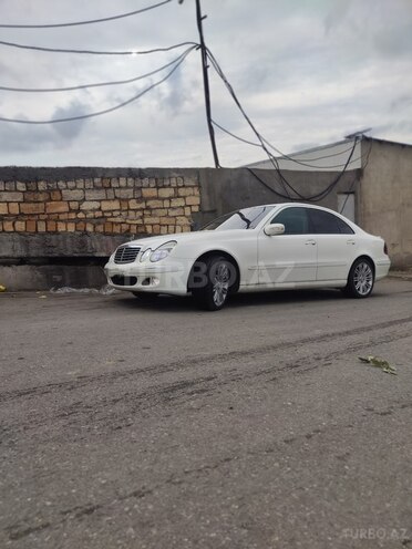 Mercedes E 270 2003, 350,000 km - 2.7 l - Bakı