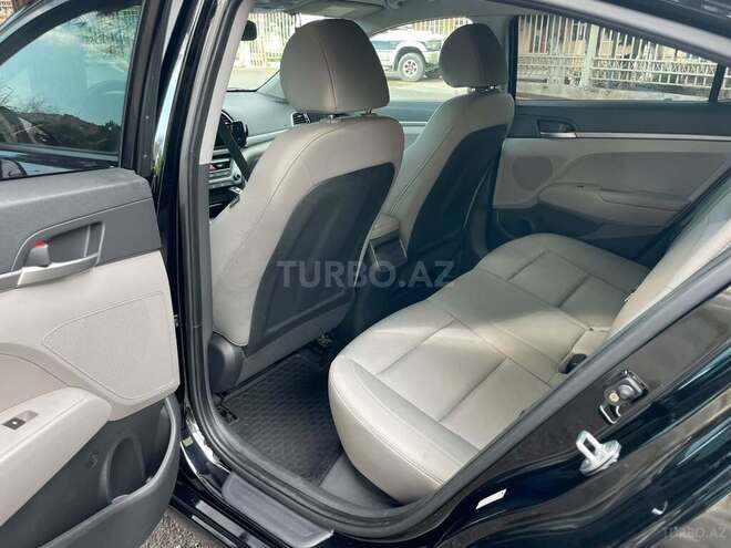 Hyundai Elantra 2016, 246,220 km - 2.0 л - Bakı