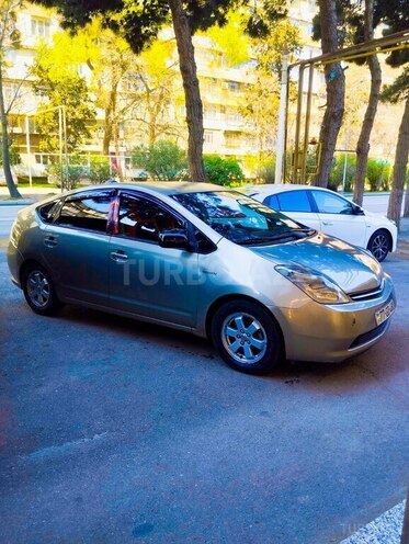 Toyota Prius 2007, 327,000 km - 1.5 l - Füzuli