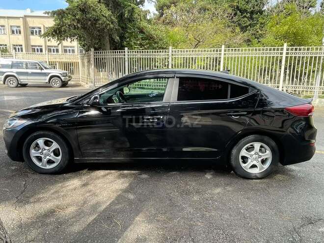 Hyundai Elantra 2016, 246,220 km - 2.0 л - Bakı