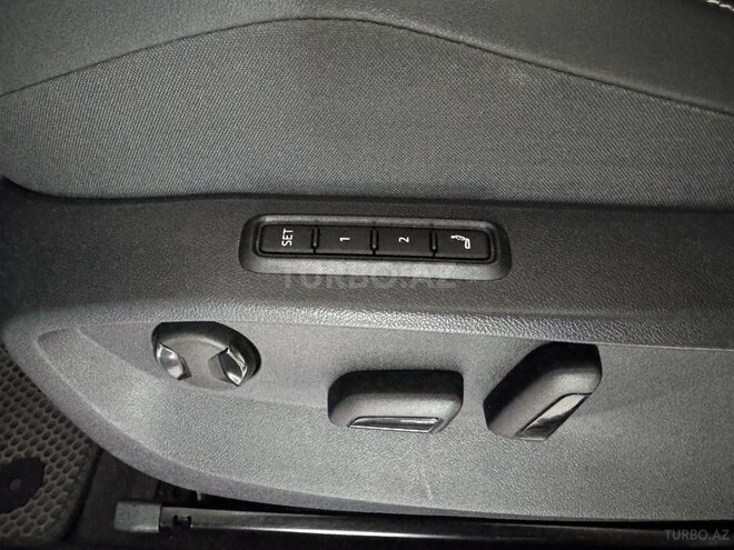 Volkswagen ID.6 Crozz 2022, 33,000 km - 0.0 л - Bakı