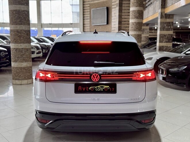 Volkswagen ID.6 Crozz 2022, 33,000 km - 0.0 л - Bakı