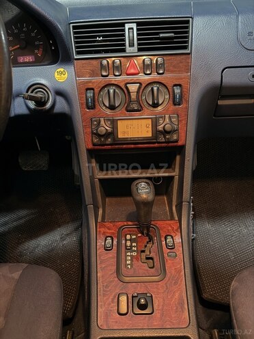 Mercedes C 180 1999, 219,000 km - 1.8 л - Bakı
