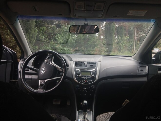Hyundai Accent 2011, 295,000 km - 1.6 l - Bakı