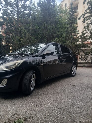 Hyundai Accent 2011, 295,000 km - 1.6 l - Bakı
