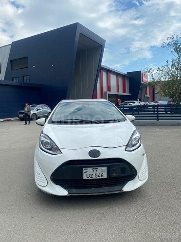 Toyota Aqua 2019, 188,000 km - 1.5 l - Bakı