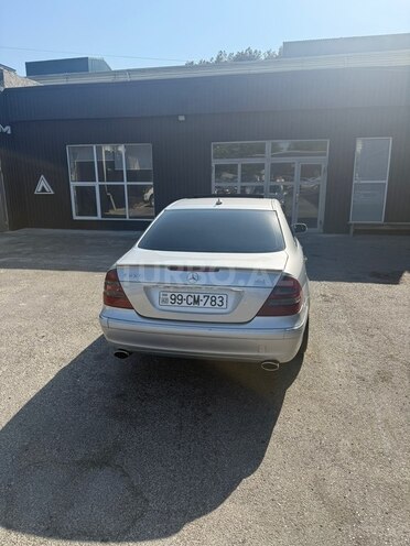 Mercedes E 220 2003, 370,000 km - 2.2 л - Bakı