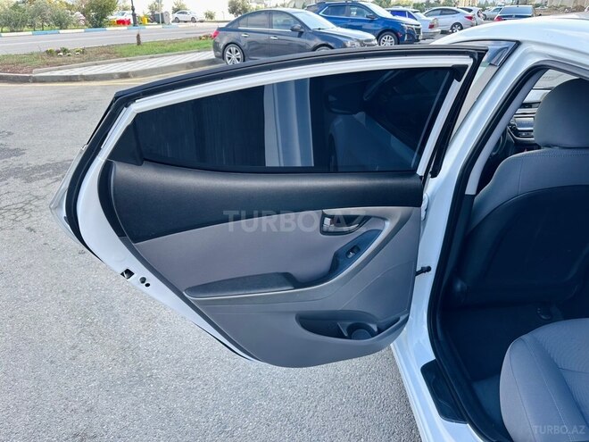 Hyundai Elantra 2015, 148,000 km - 1.8 l - Sumqayıt