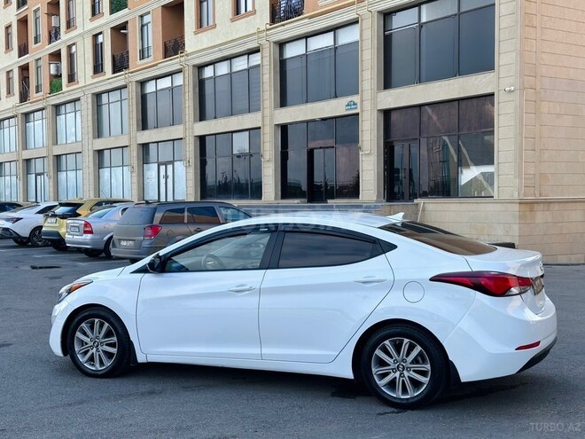 Hyundai Elantra 2015, 148,000 km - 1.8 l - Sumqayıt