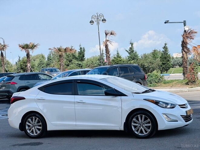 Hyundai Elantra 2015, 148,000 km - 1.8 l - Sumqayıt