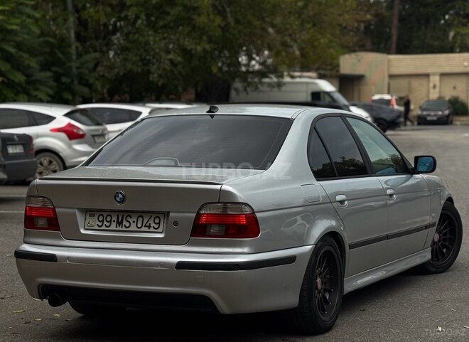BMW 525 2001, 296,452 km - 2.5 л - Bakı