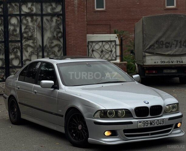 BMW 525 2001, 296,452 km - 2.5 л - Bakı