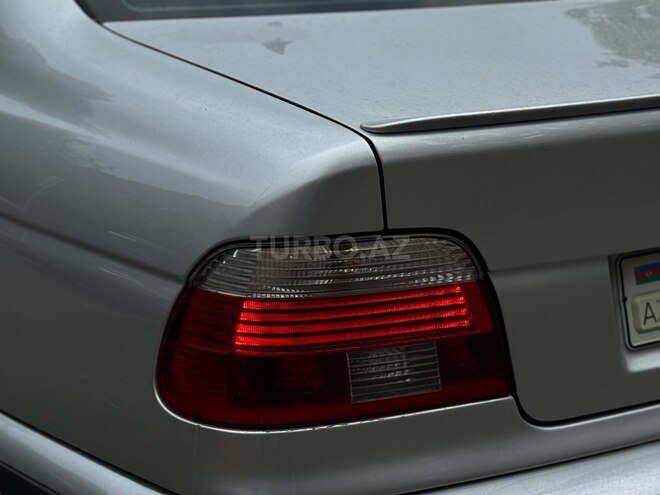 BMW 525 2001, 296,452 km - 2.5 л - Bakı