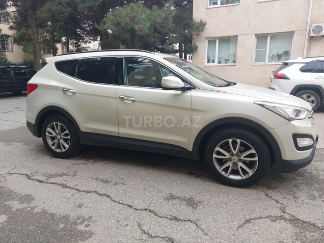 Hyundai Santa Fe 2013, 226,000 km - 2.0 л - Bakı