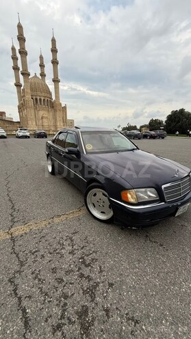 Mercedes C 220 1996, 380,000 km - 2.2 l - Bakı