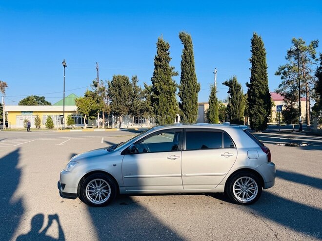Toyota Corolla 2006, 343,000 km - 1.4 l - Zərdab