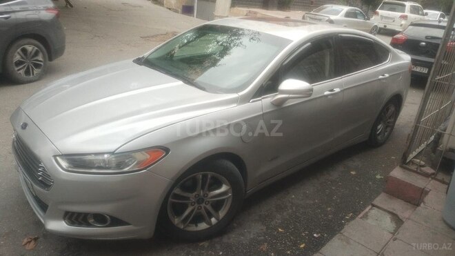 Ford Fusion (North America) 2015, 336,000 km - 2.0 л - Bakı