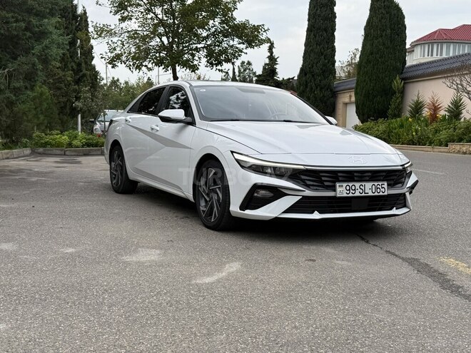 Hyundai Elantra 2024, 13,000 km - 1.6 л - Bakı