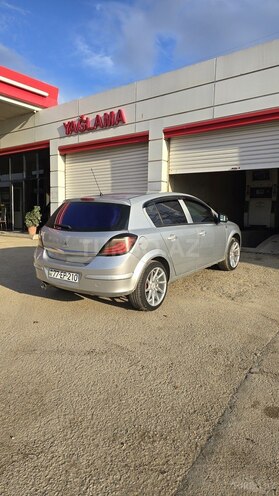 Opel Astra 2007, 239,000 km - 1.4 л - Bakı
