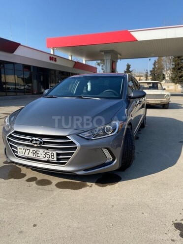 Hyundai Elantra 2018, 10,100 km - 2.0 l - Sabirabad