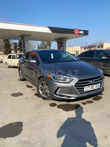 Hyundai Elantra 2018, 10,100 km - 2.0 l - Sabirabad