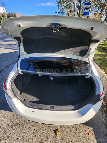 Toyota Corolla 2015, 210,000 km - 1.8 l - İsmayıllı