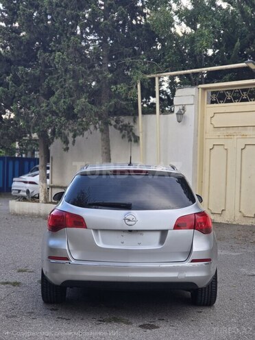 Opel Astra 2013, 188,000 km - 1.4 l - Bakı