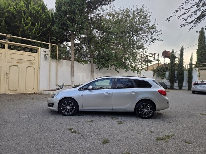 Opel Astra 2013, 188,000 km - 1.4 l - Bakı