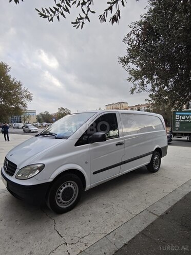 Mercedes Vito 115 2010, 226,000 km - 2.1 l - Bakı