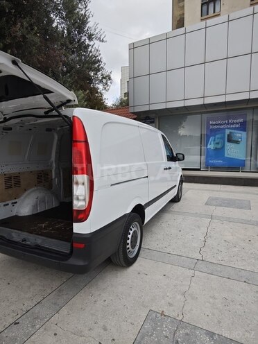 Mercedes Vito 115 2010, 226,000 km - 2.1 l - Bakı