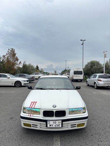 BMW 318 1994, 350,000 km - 1.8 l - Sumqayıt