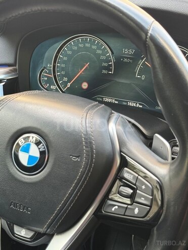 BMW  2017, 135,000 km - 2.0 l - Bakı