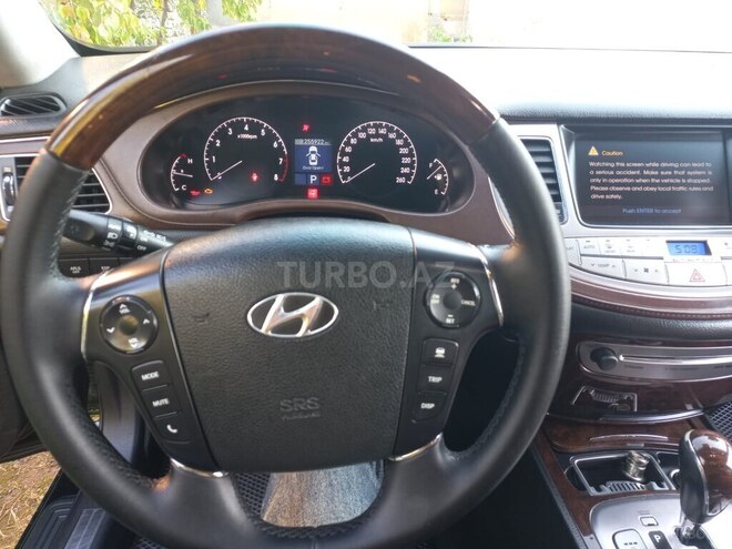 Hyundai Genesis 2013, 255,891 km - 3.8 l - Qax