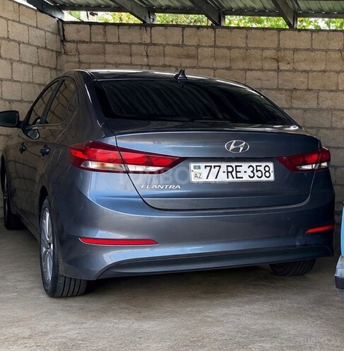 Hyundai Elantra 2018, 10,100 km - 2.0 l - Sabirabad