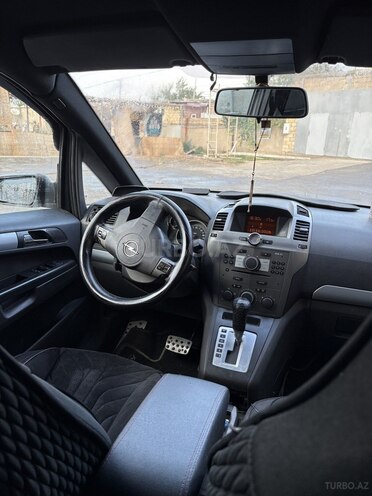 Opel Zafira 2006, 420,000 km - 1.9 л - Bakı